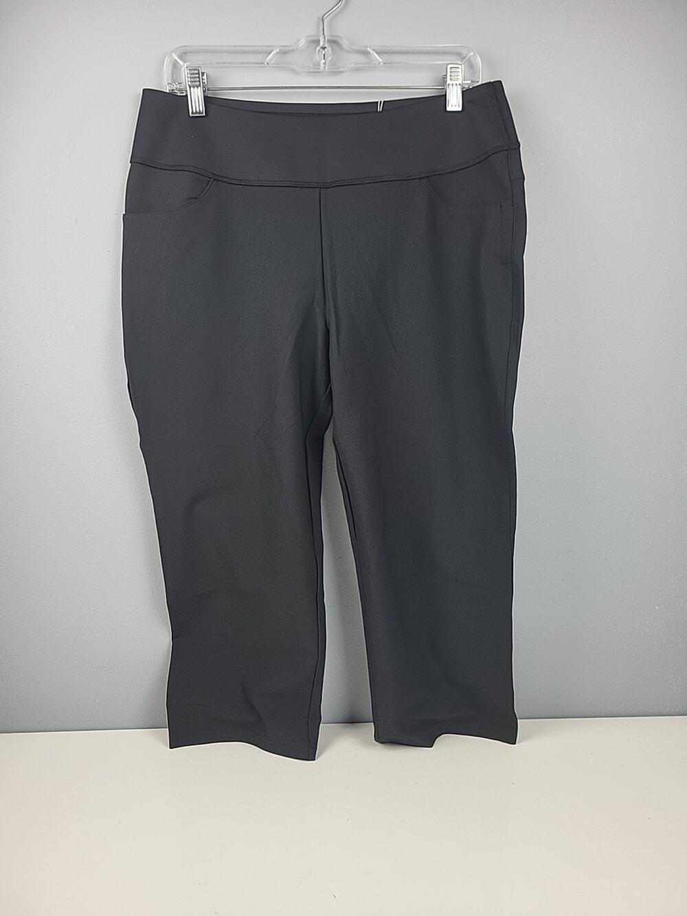 Puma Golf Crop Pants Womens XL Powershape Black Stretch UPF 50+ Pockets NWT